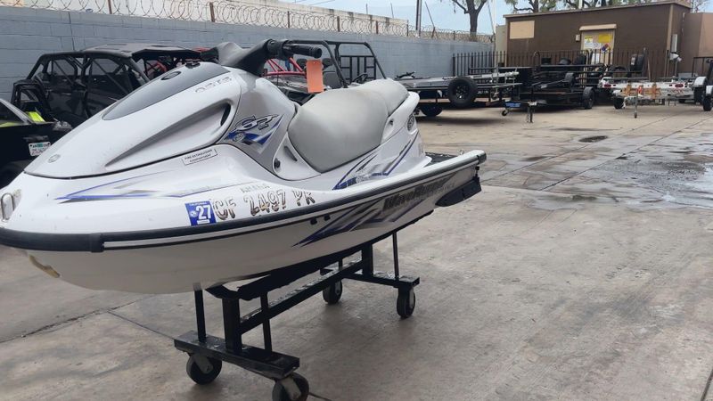 Used 2000 Yamaha GP800 Image 4