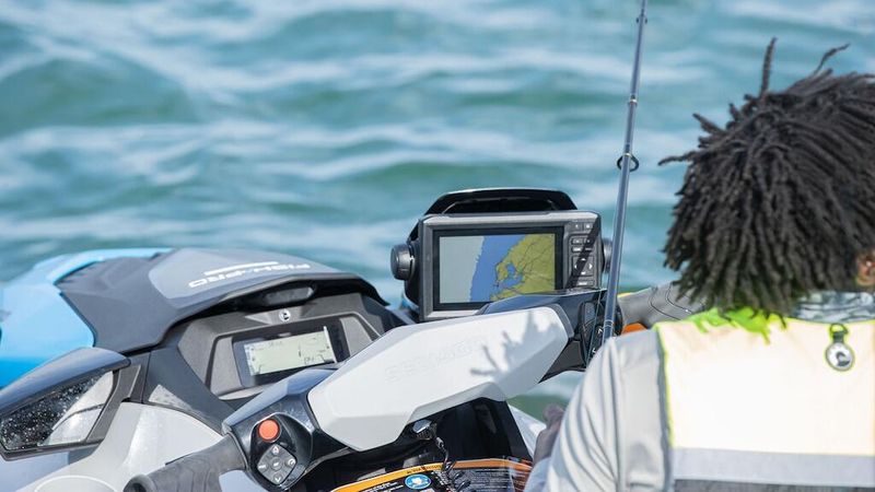 2025 Sea-Doo PWC FISHP SC 130 WH IBR IDF 25 