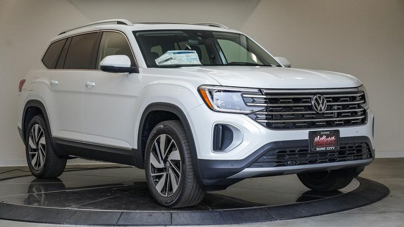 New 2025 Volkswagen Atlas 2.0T SELImage 5
