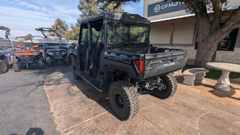 2025 Polaris RANGER CREW XP 1000 TEXAS EDITION BLACK CRYSTALImage 3