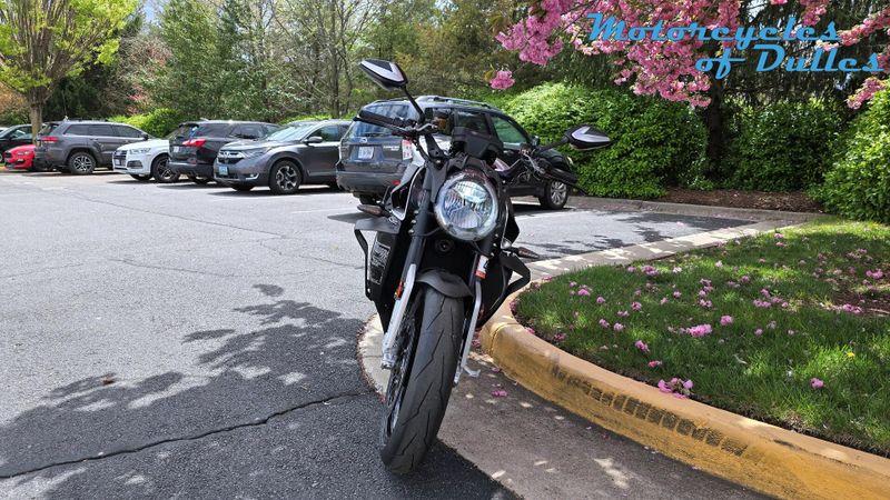 2024 MV Agusta Brutale 1000 RS Image 4