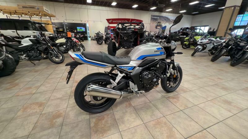 New 2026 Honda CB1000F Image 9