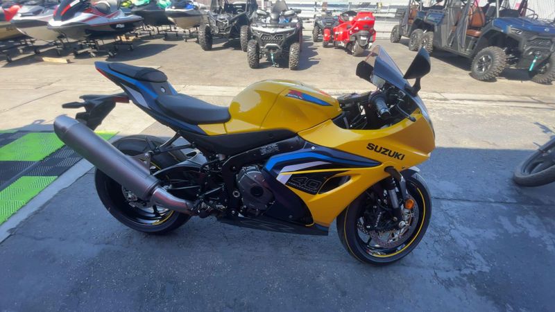 New 2027 Suzuki GSX-R1000 40TH ANNIVERSARY EDITION Image 5