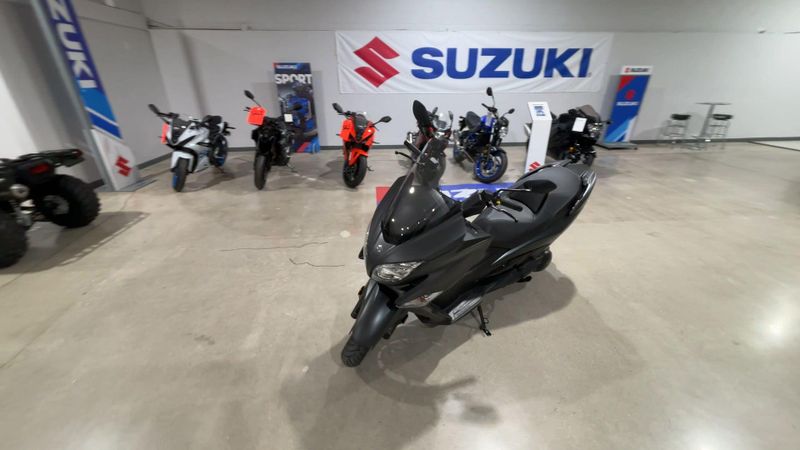 New 2027 Suzuki BURGMAN 400 Image 7