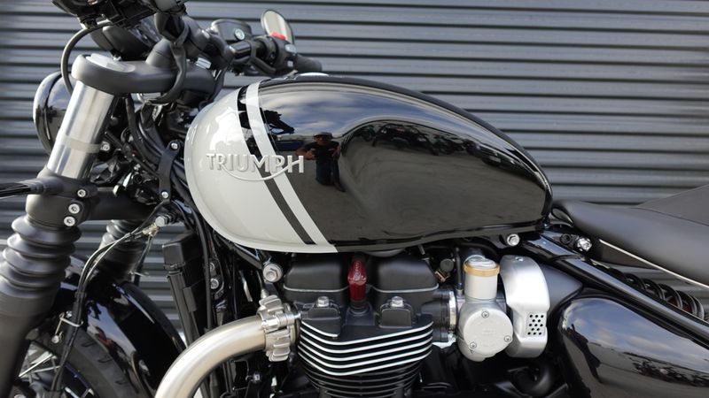 New 2025 Triumph Bonneville Bobber Euro 5a Base 