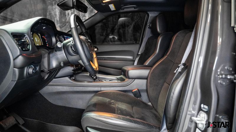 2023 Dodge Durango R/T Plus photo 3