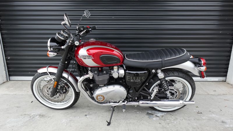 New 2025 Triumph BONNEVILLE T120 ELVIS 