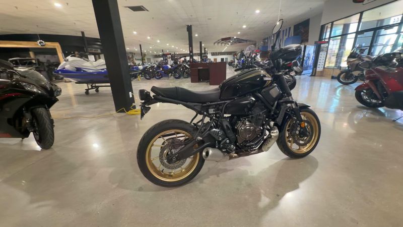 Used 2023 Yamaha XSR700 Image 2