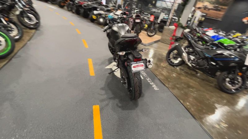 New 2026 Kawasaki Z500 ABS Image 7