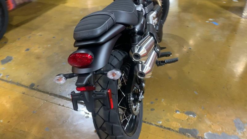 2025 Triumph SCRAMBLER 900 Image 6