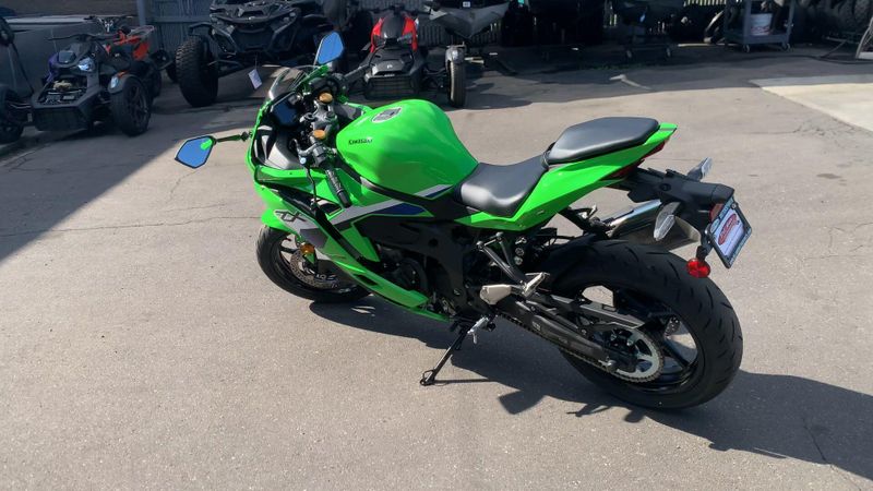 New 2026 Kawasaki NINJA ZX-4RR ABS Image 2