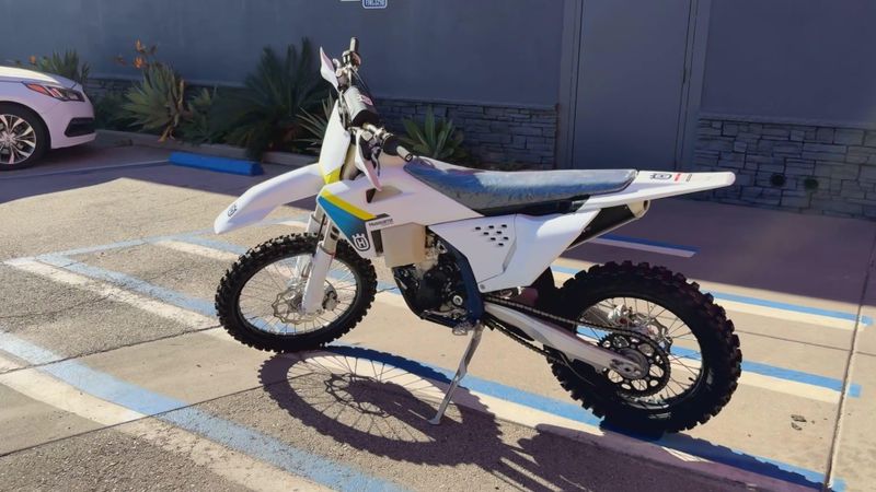 New 2025 Husqvarna FX 350 Image 2