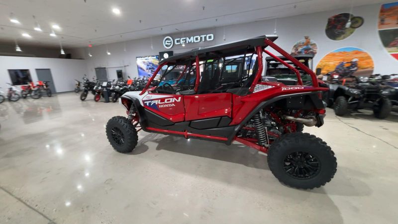 New 2026 Honda TALON1000R4 FOX LIVEVALVE Image 3