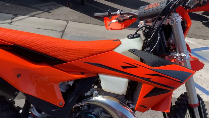 New 2025 KTM 150 XC-W Image 7