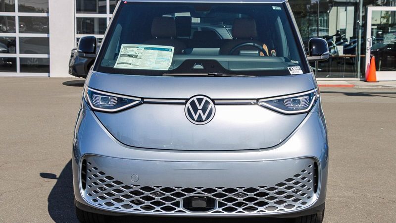2025 Volkswagen ID. Buzz Image 6