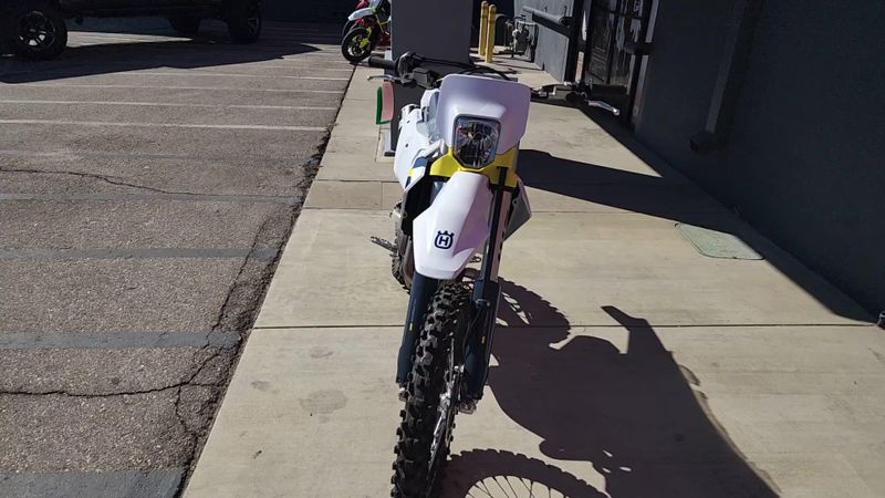 New 2025 Husqvarna FE 450 Image 7