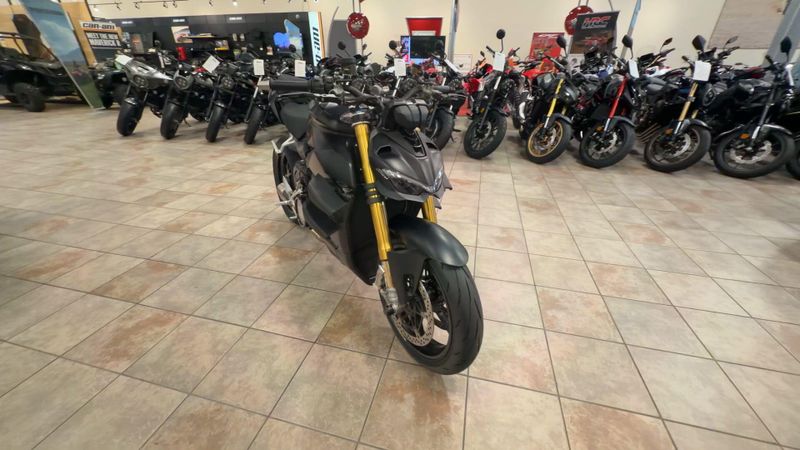Used 2021 Ducati STREETFIGHTER V4S Image 3