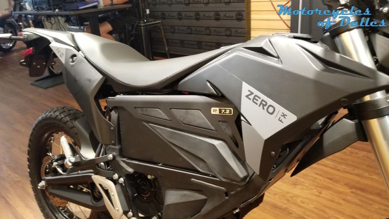 2023 Zero FX  in a Black-Grey exterior color. Motorcycles of Dulles 571.934.4450 motorcyclesofdulles.com 