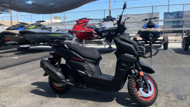 Used 2025 Yamaha ZUMA 125 Image 2