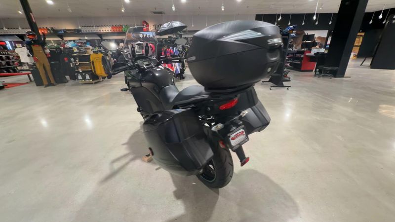 Used 2018 Kawasaki VERSYS 1000LT Image 9