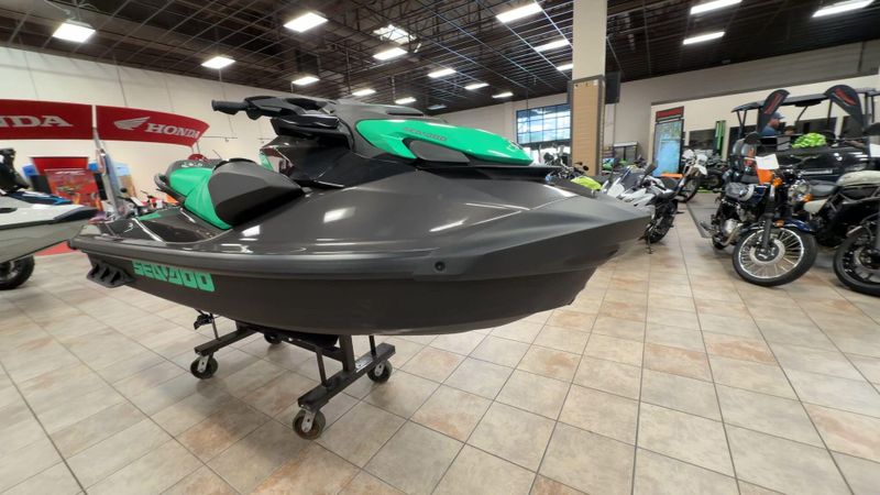 New 2026 Sea-Doo GTI SE 170 Image 3