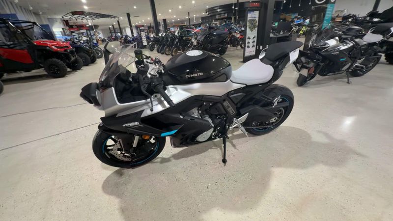 New 2026 CFMOTO 675SS Image 4