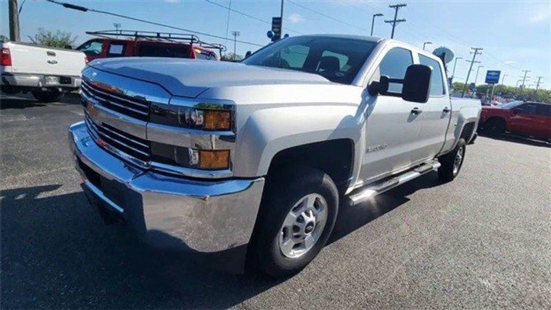 2017 Chevrolet Silverado 2500HD Work TruckImage 3
