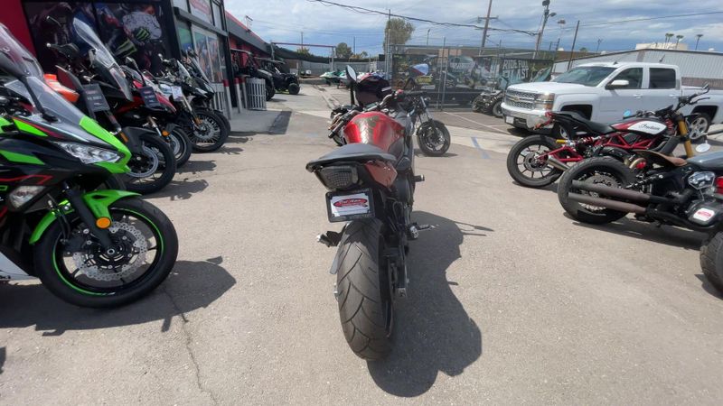 Used 2011 Yamaha FZ6R CA Image 8