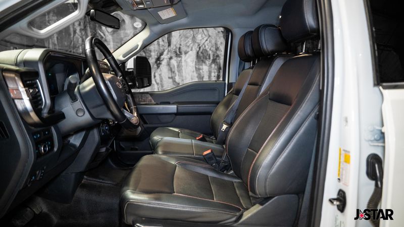 2023 Ford F-250 Lariat photo 3