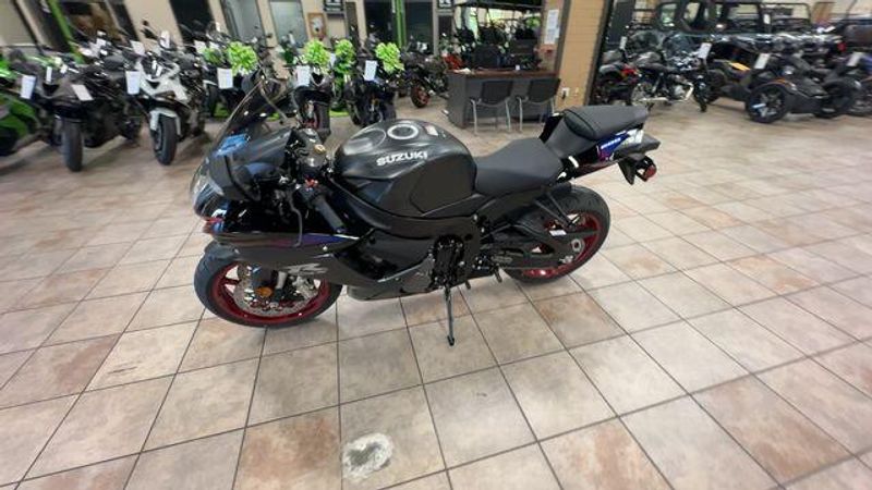 New 2026 Suzuki GSX-R600 Image 9