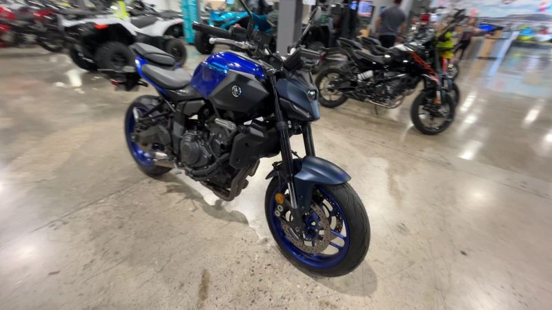 Used 2025 Yamaha MT-07 Image 2
