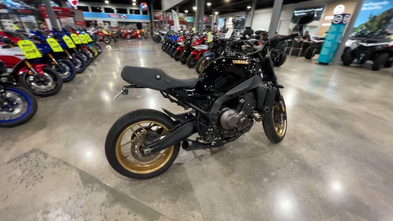 Used 2025 Yamaha XSR900 Image 8
