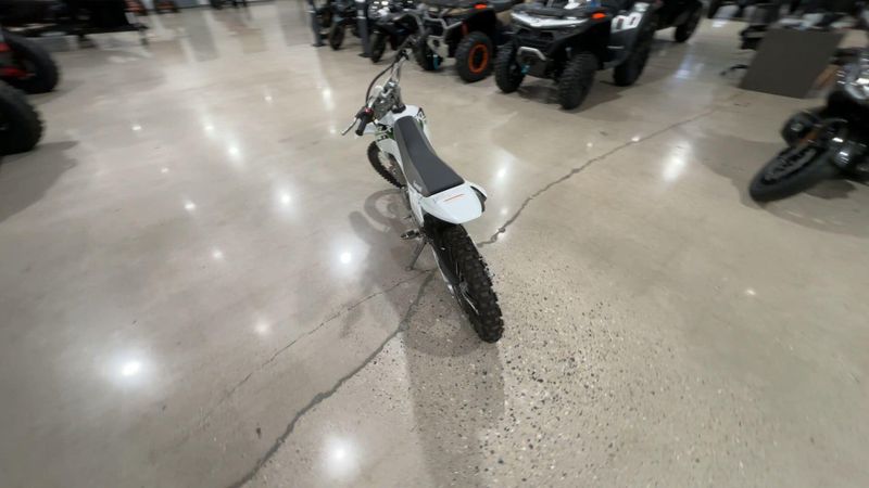 New 2026 Kawasaki KLX140R L Image 2