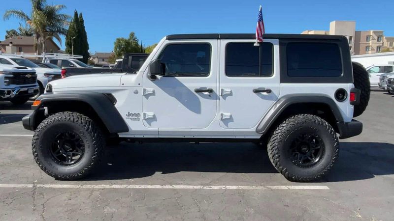 2018 Jeep Wrangler Unlimited Sport SImage 6