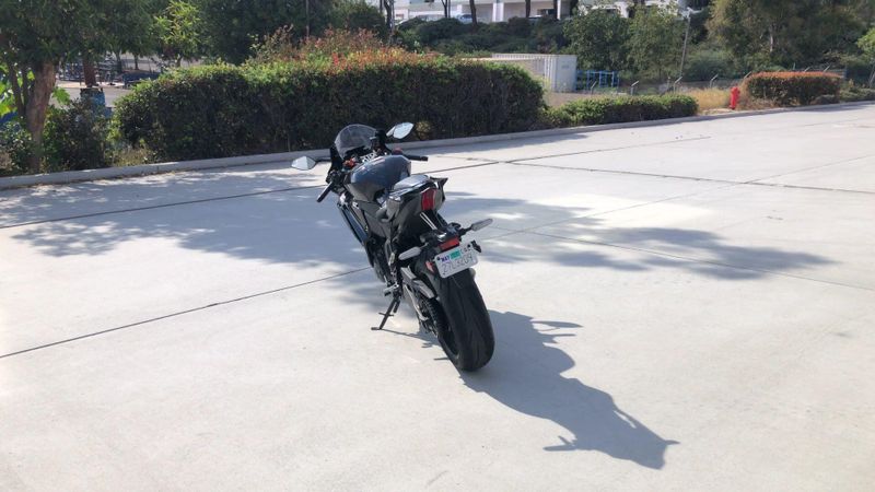 Used 2026 Yamaha YZF-R7 CA Image 2