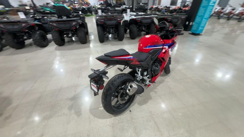 New 2026 Honda CBR500R ABS Image 5