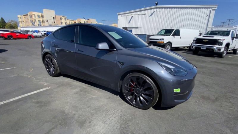 2023 Tesla Model Y PerformanceImage 4