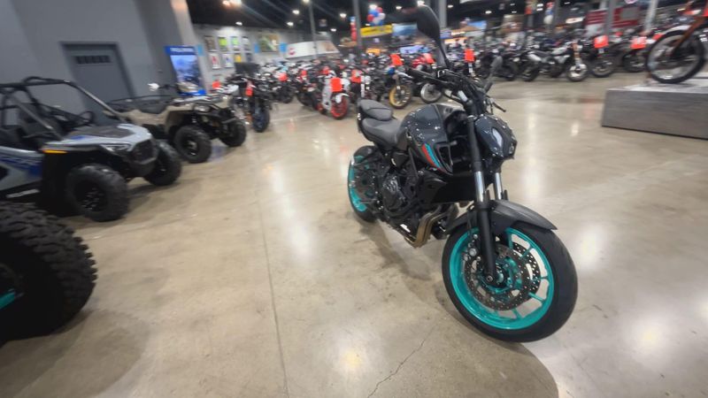 2023 Yamaha MT-07 Image 3
