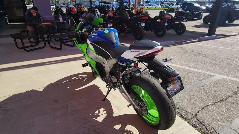 Used 2024 Kawasaki NINJA ZX-10R ABS 40th ANNIVERSARY Image 2