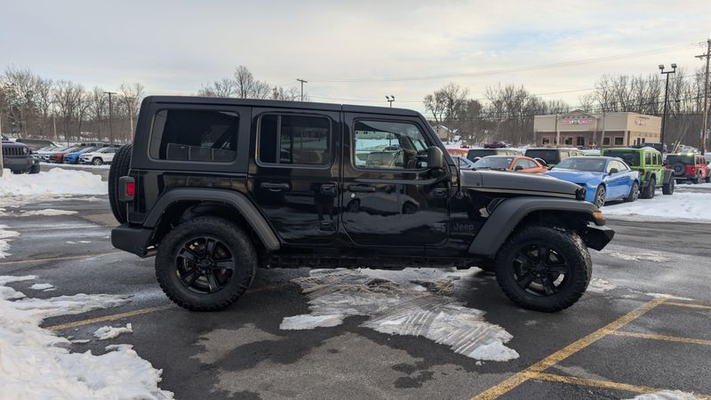 Used 2021 Jeep Wrangler Unlimited Sport AltitudeImage 4