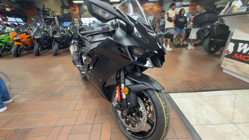 New 2025 Kawasaki NINJA ZX 10R ABS | Wild West Motoplex