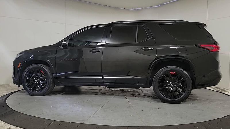 2023 Chevrolet Traverse Premier photo 4