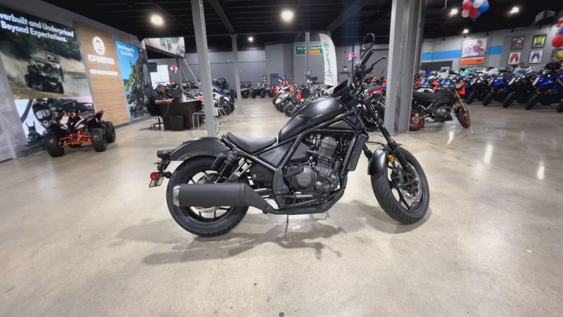 2025 Honda REBEL 1100 Image 9