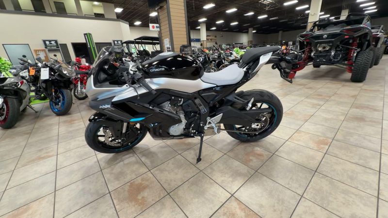 New 2026 CFMOTO 675SS Image 6