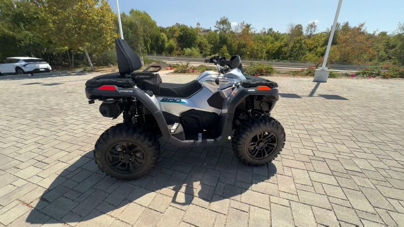 New 2027 CFMOTO CFORCE 800 TOURING Image 9