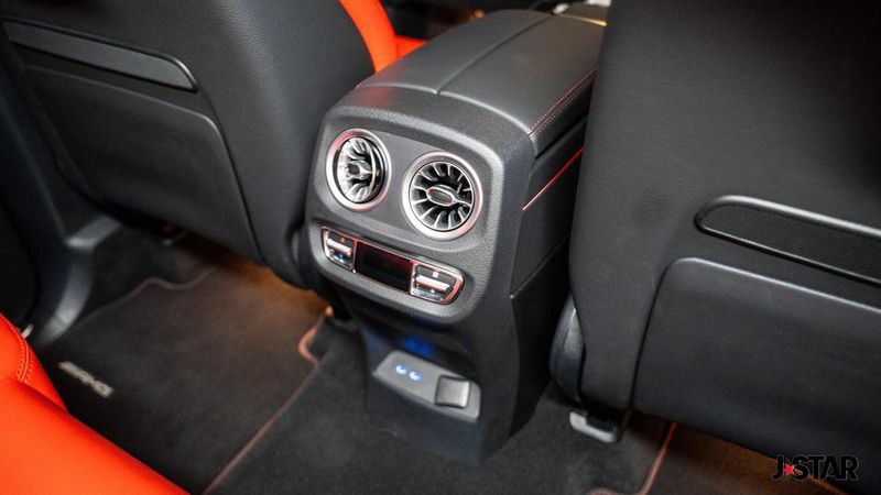2025 Mercedes Benz G 550 photo 18