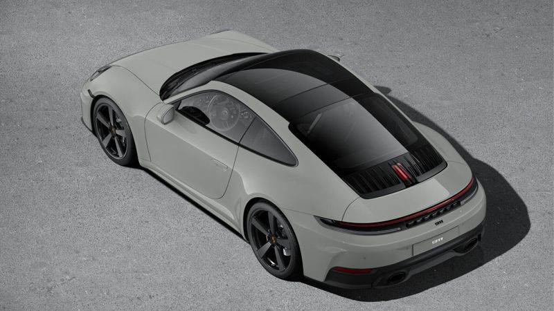 2025 Porsche 911 CarreraImage 4