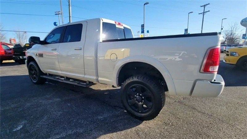 2017 RAM 2500 LaramieImage 6