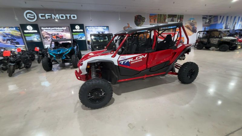 New 2026 Honda TALON1000R4 FOX LIVEVALVE Image 2
