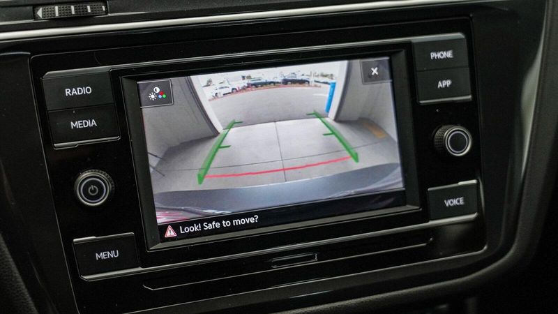 2024 Volkswagen Tiguan 2.0T SImage 23